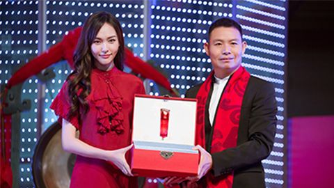 中国美正当红，z6com尊龙A股上市，引领新时代